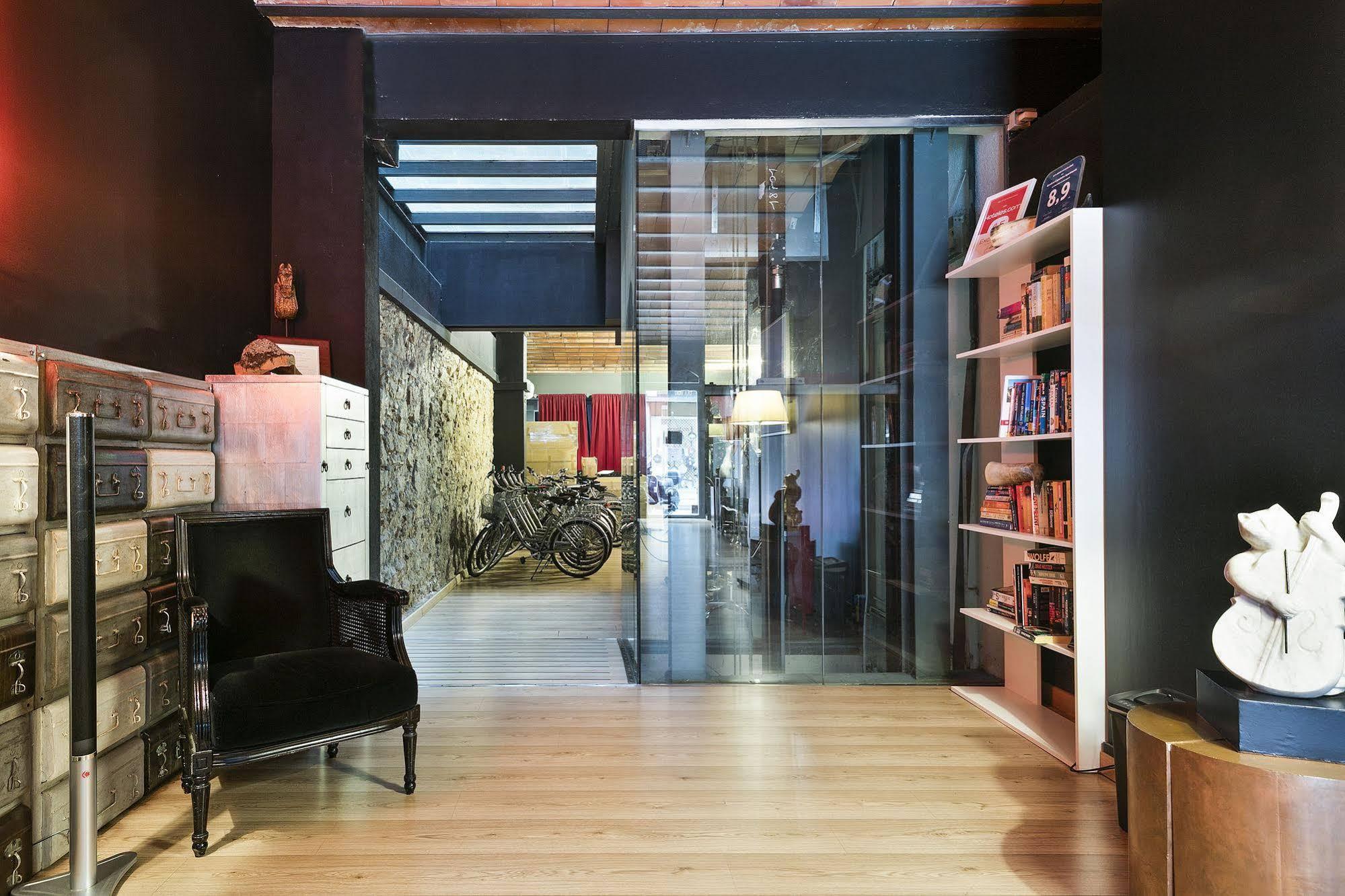 Aspasios Las Ramblas Apartments バルセロナ エクステリア 写真
