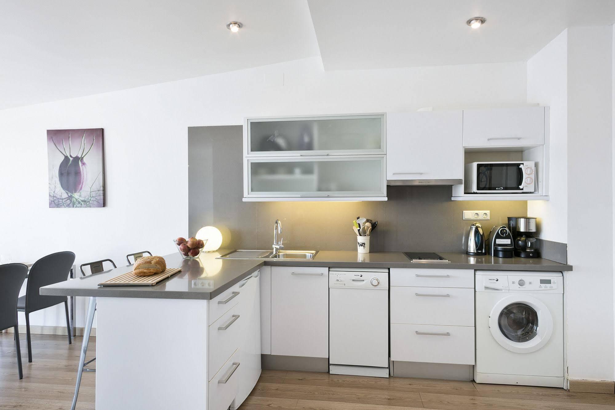 Aspasios Las Ramblas Apartments バルセロナ エクステリア 写真
